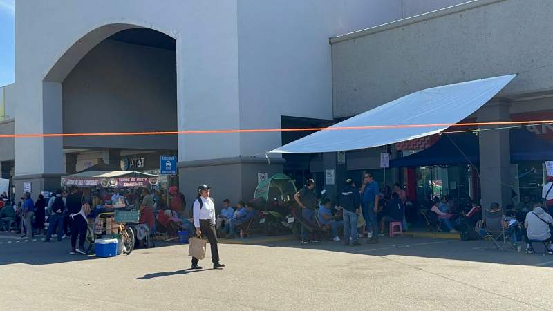 En Plaza Oaxaca, maestros buscarán boicotear el Buen Fin