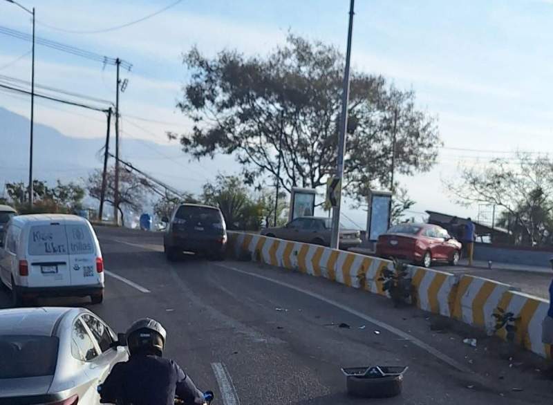 Solo daños materiales deja accidente en el Cerro del Fortín