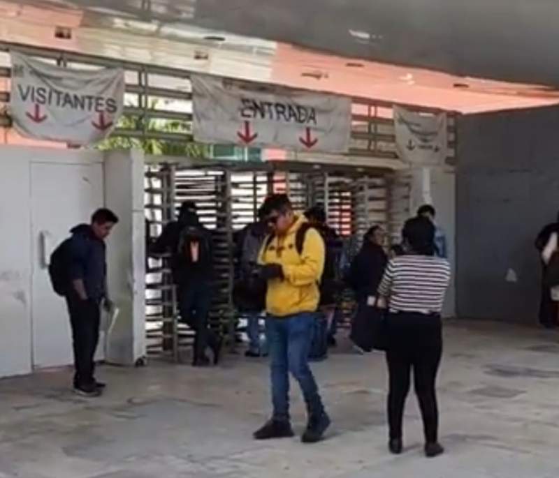 suspenden-actividades-en-ciudad-administrativa-por-mesa-tripartita-de-la-seccion-22