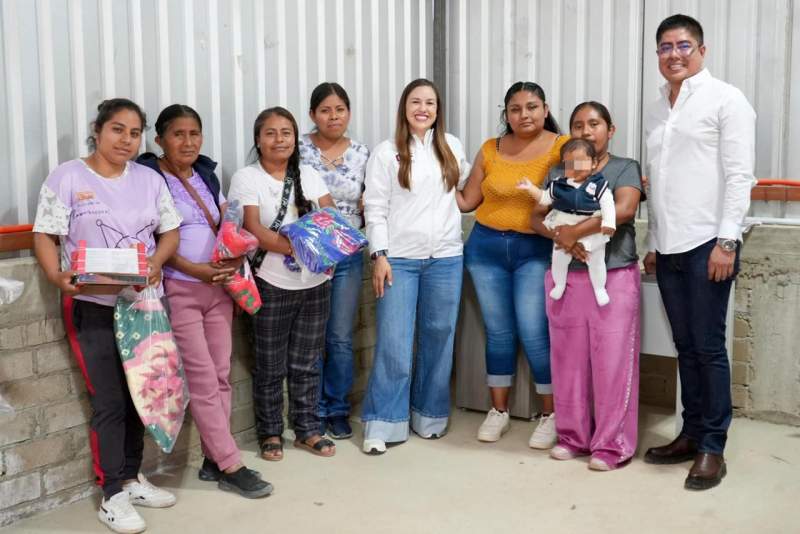 dif-municipal-de-oaxaca-de-juarez-lleva-cobijando-corazones-a-santa-rosa-panzacola-1