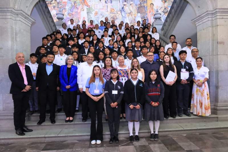 fortalece-cecyte-oaxaca-la-formacion-academica-de-sus-estudiantes-con-el-programa-estatal-de-tutorias-aprendizaje-para-todos