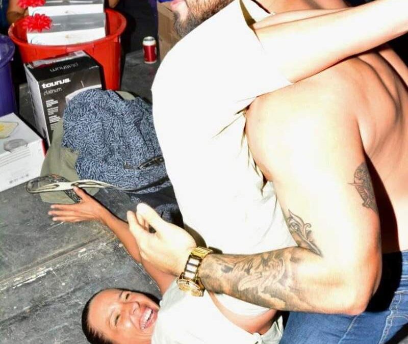 Integrante de la Planilla Rosa es adicta a bailarines eróticos