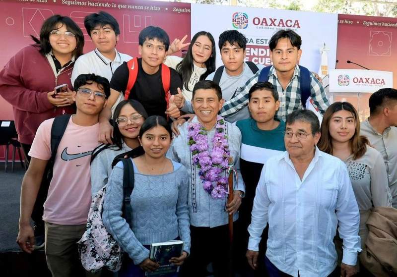 reafirma-blanca-martinez-su-compromiso-con-la-transformacion-educativa-en-oaxaca