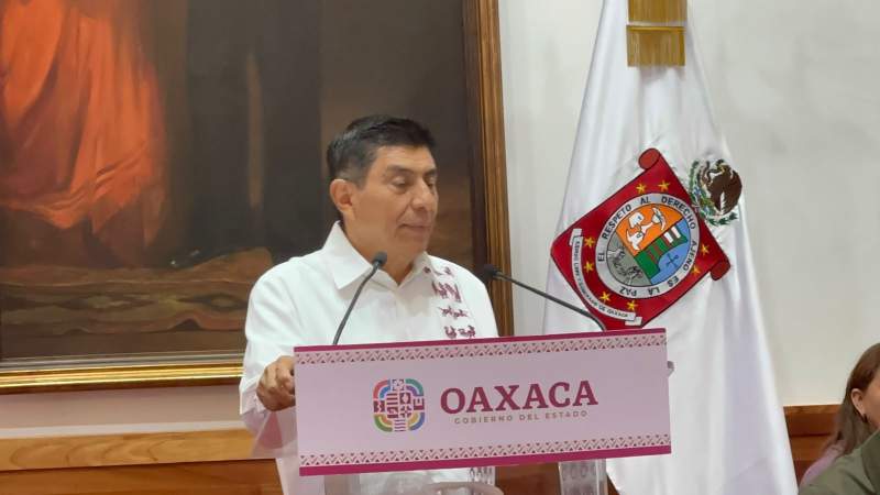 Salomón Jara se compromete a eliminar todos los baches del estado de Oaxaca al finalizar su sexenio