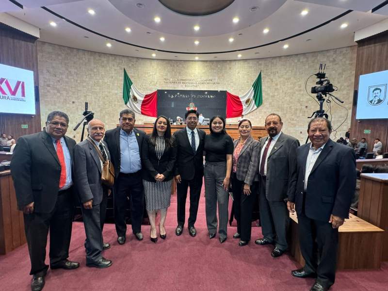 LXVI LEGISLATURA ENTREGA RECONOCIMIENTO AL COLEGIO DE ADMINISTRADORES DE OAXACA (CONLA–OAXACA)
