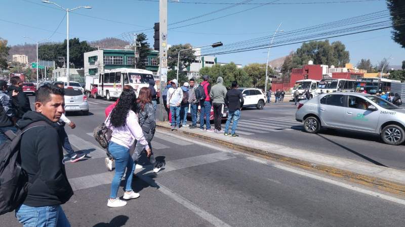 maestros-de-educacion-fisica-colapsan-el-norte-de-la-ciudad-con-bloqueos-en-fonapas-y-ado