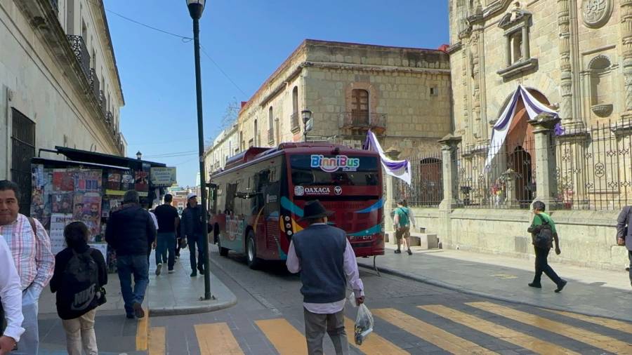 Habilitan la calle de Trujano hasta el Palacio de Gobierno por obras