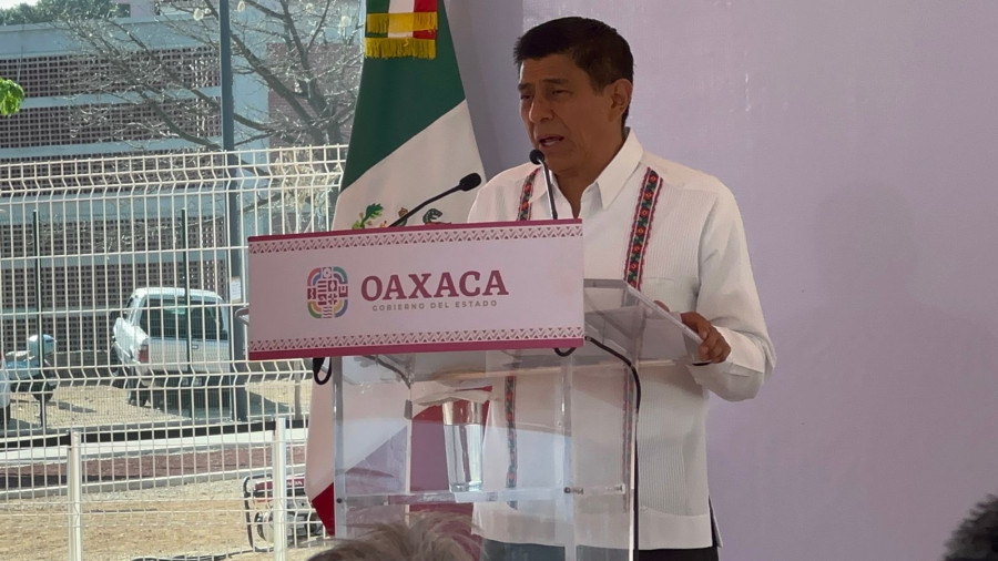 Jara indica que su gobierno respeta el paro de la Sección 22 y mantendrá diálogo