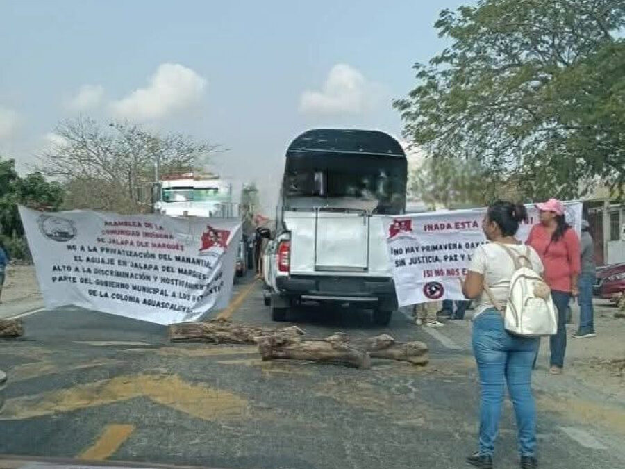 Se registran dos bloqueos en el Istmo de Tehuantepec por presuntas privatizaciones y discriminación